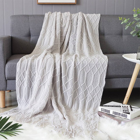 Rhombus Diamond Knit Throw: Ivory