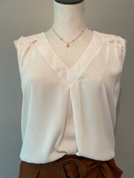 Toni Sleeveless Blouse